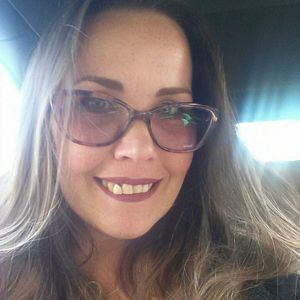 Meet your Posher, Candis